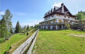 Gorgeous Apartment In Lamon With Wifi Lamon